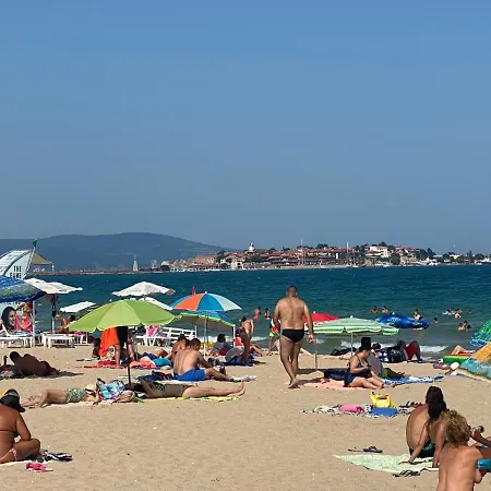 Desi House 403 * Nesebar