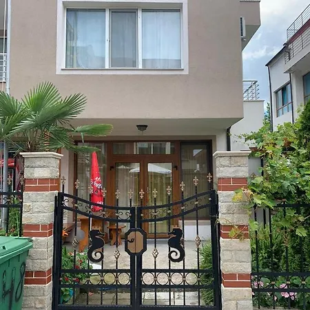 شقة Desi House 403 *
