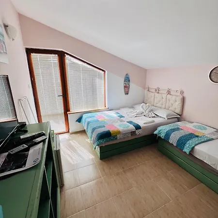 Lägenhet Desi House 403