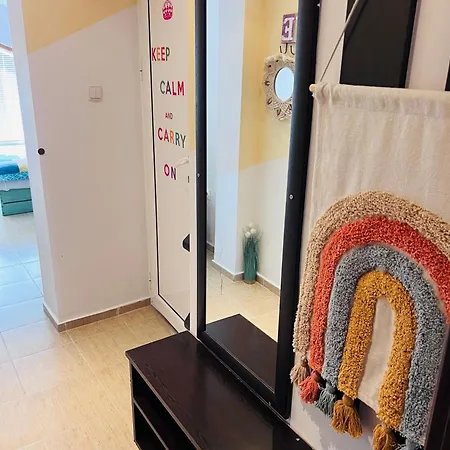 Desi House 403 شقة *