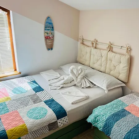Desi House 403