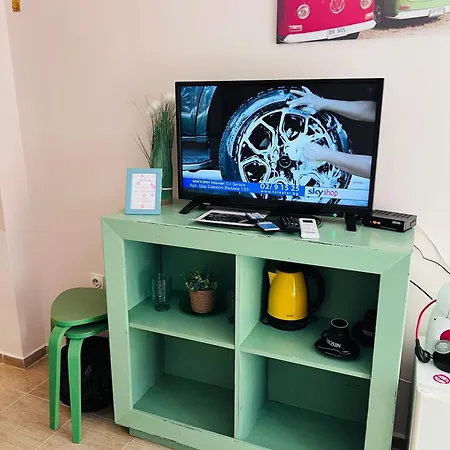Desi House 403 شقة *